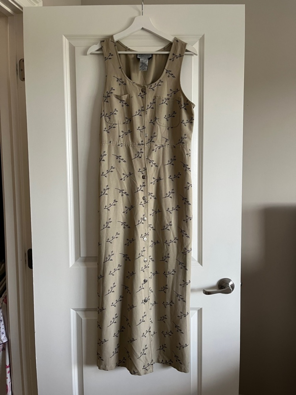 Sleeveless Beige Floral Midi Dress